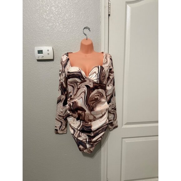 New long sleeve mini dress - Picture 2 of 3